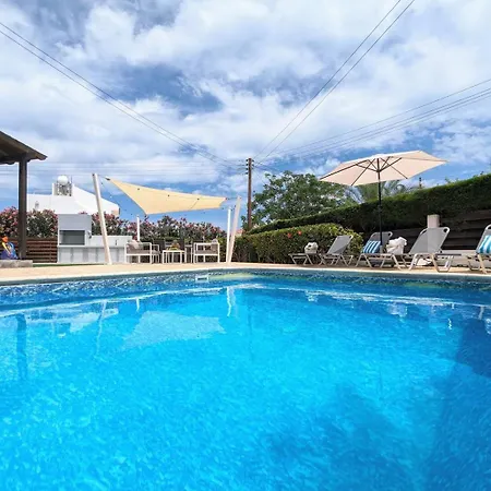 Blue Estia - Pool, Wifi, Summer Breeze, Vilă